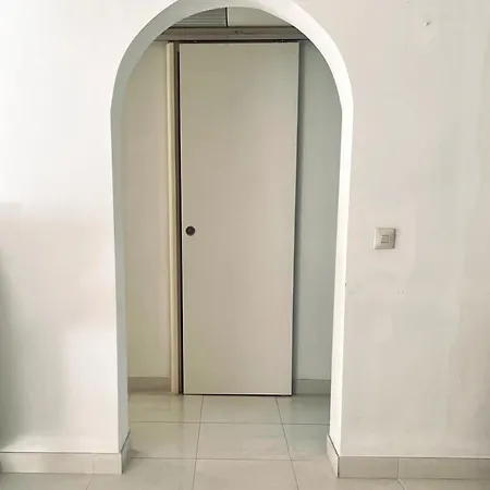 Alexia Brisa 2nd Floor Stairs 2br Pool View 9 Min To Sea 5min To Town At1833 *