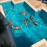 Alexia Brisa 2nd Floor Stairs 2br Pool View 9 Min To Sea 5min To Town At1833 *