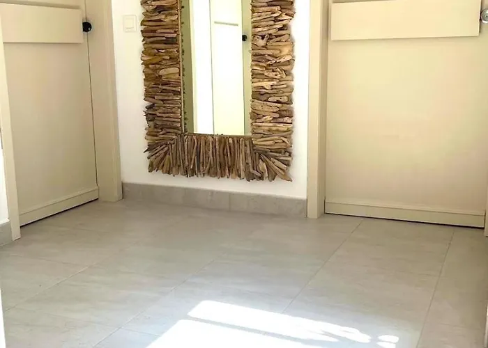 Alexia Brisa 2nd Floor Stairs 2br Pool View 9 Min To Sea 5min To Town At1833