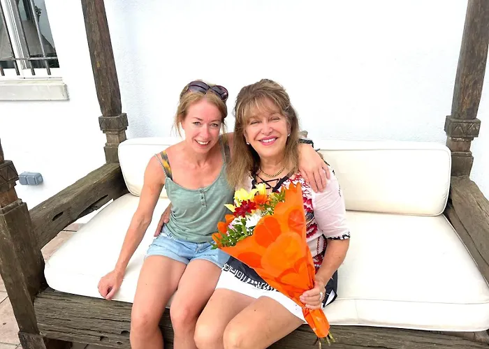 Alexia Brisa 2nd Floor Stairs 2br Pool View 9 Min To Sea 5min To Town At1833