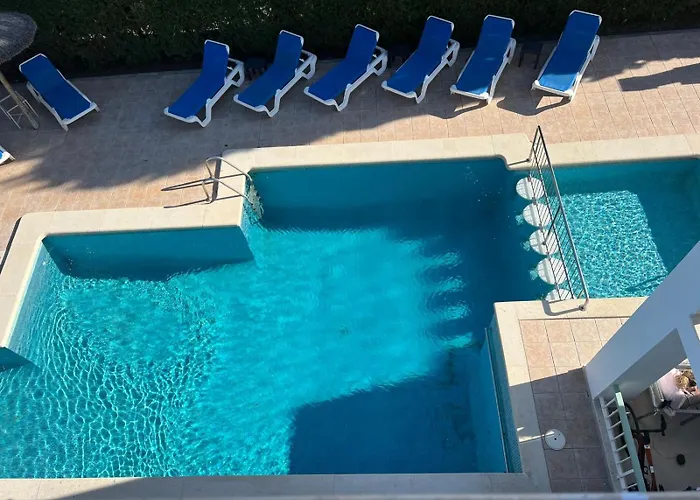 Alexia Brisa 2nd Floor Stairs 2br Pool View 9 Min To Sea 5min To Town At1833 *